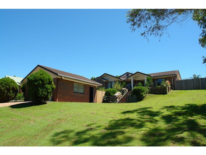 37 Gibson Cr, Bellbowrie QLD 4070